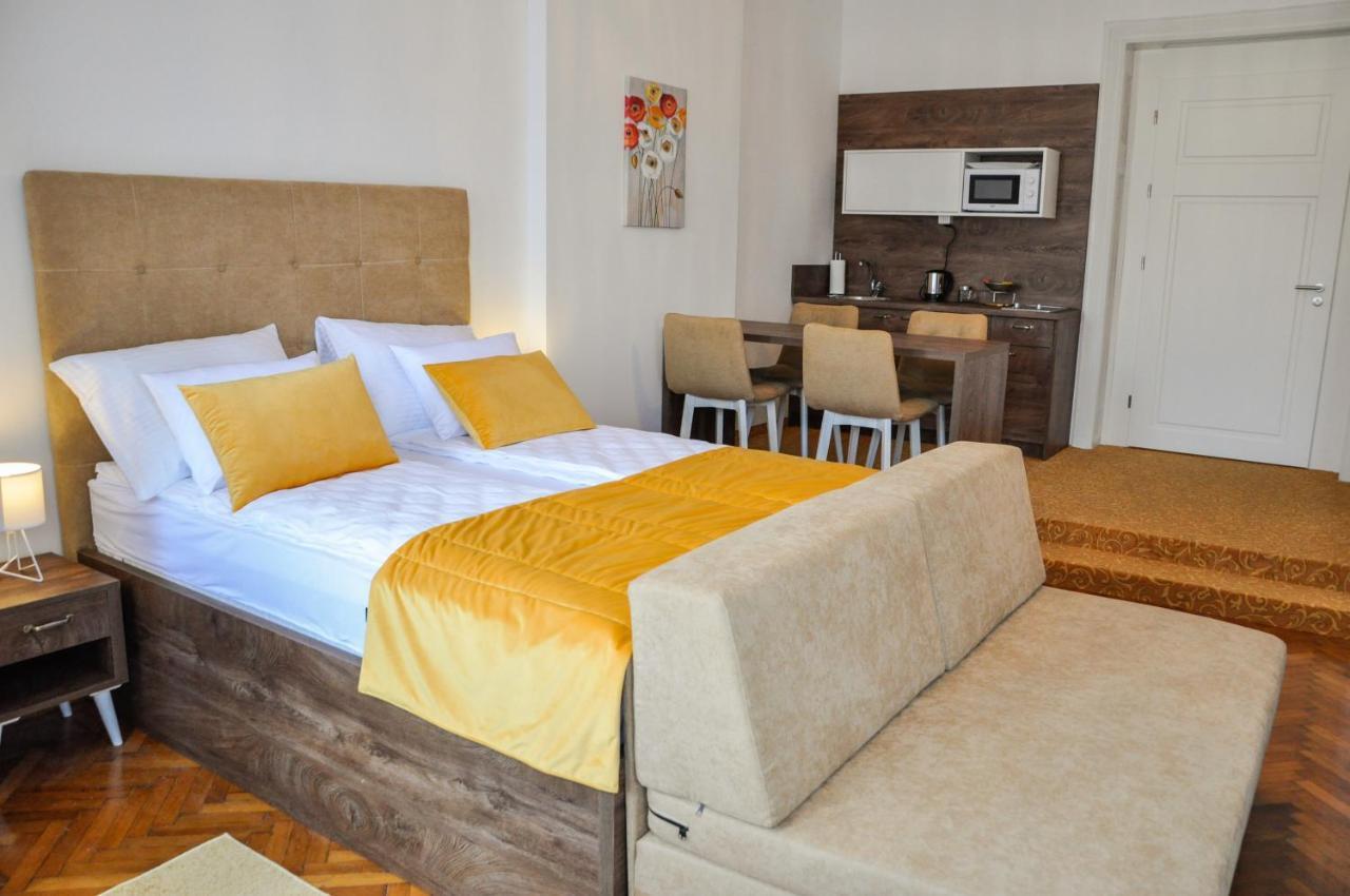 Maroon Free Parking Apartment Sarajevo Ngoại thất bức ảnh
