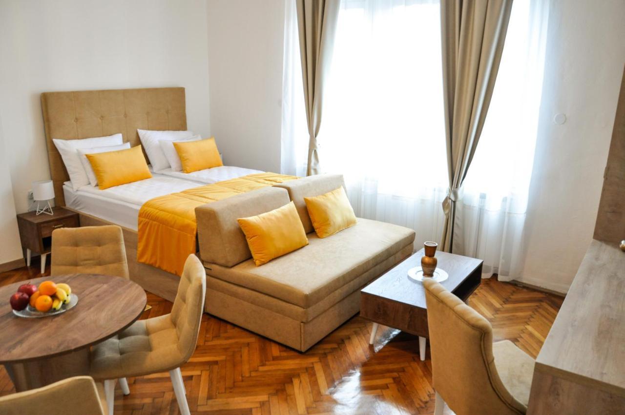 Maroon Free Parking Apartment Sarajevo Ngoại thất bức ảnh