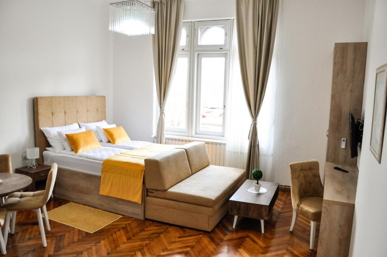 Maroon Free Parking Apartment Sarajevo Ngoại thất bức ảnh